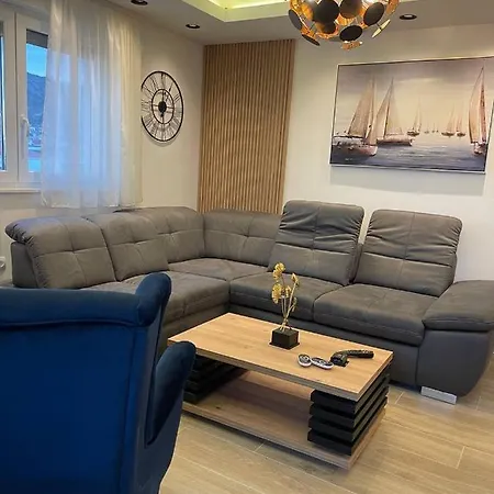 **luxury Penthouse** Skyview